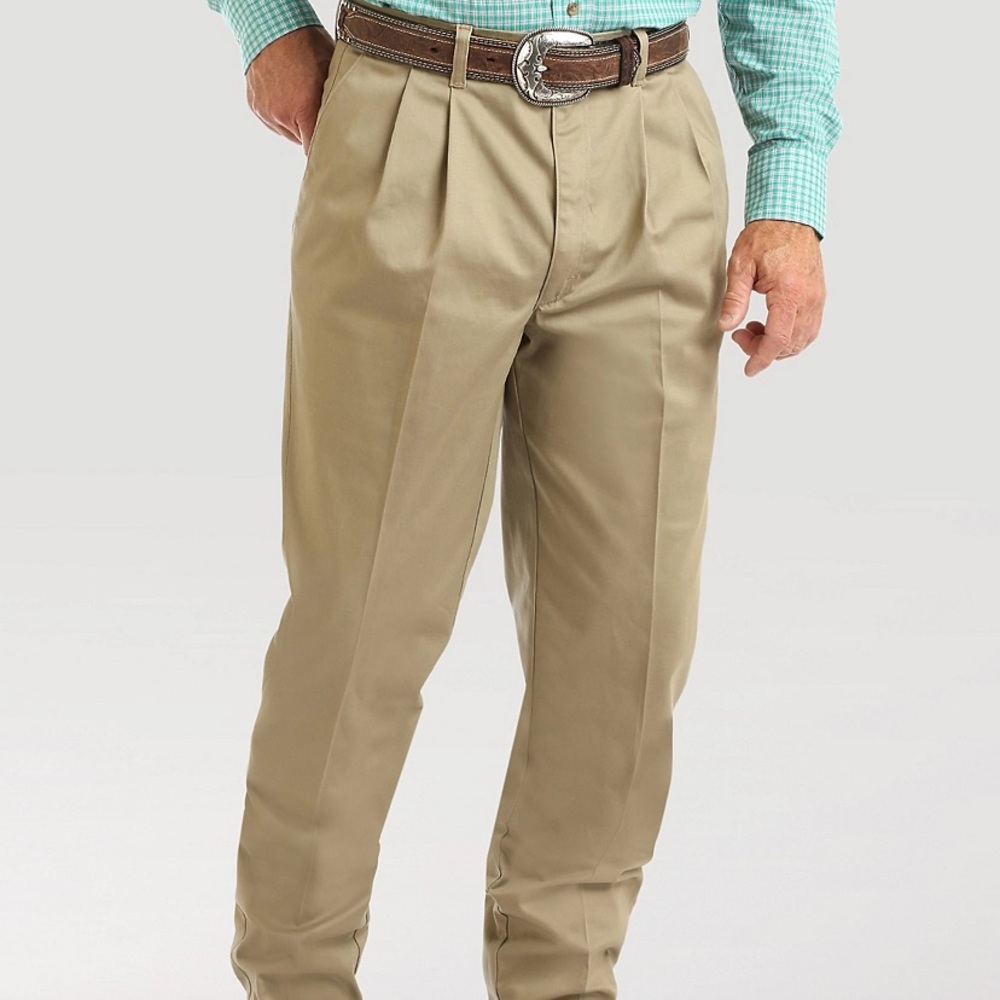 WRANGLER MENS PLEATED RELAXED FIT PANTS SZ 40 X 30